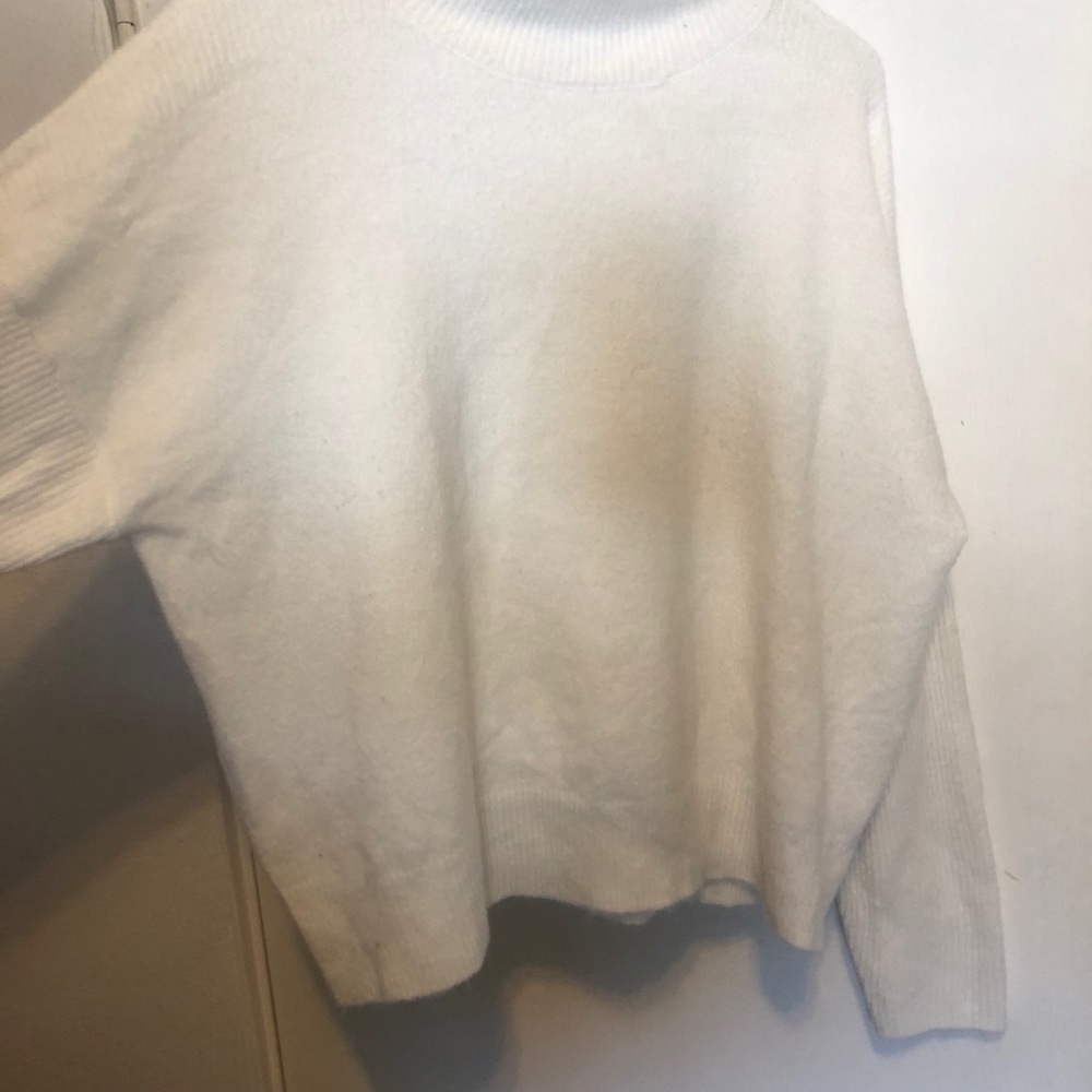 Sweater - Picture 2 of 3